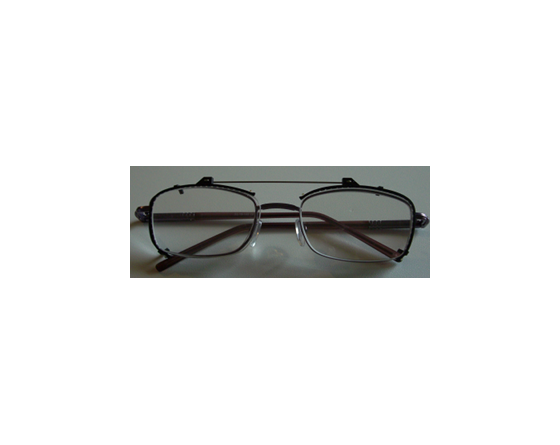 comfort-screen-clip-on-on-glasses